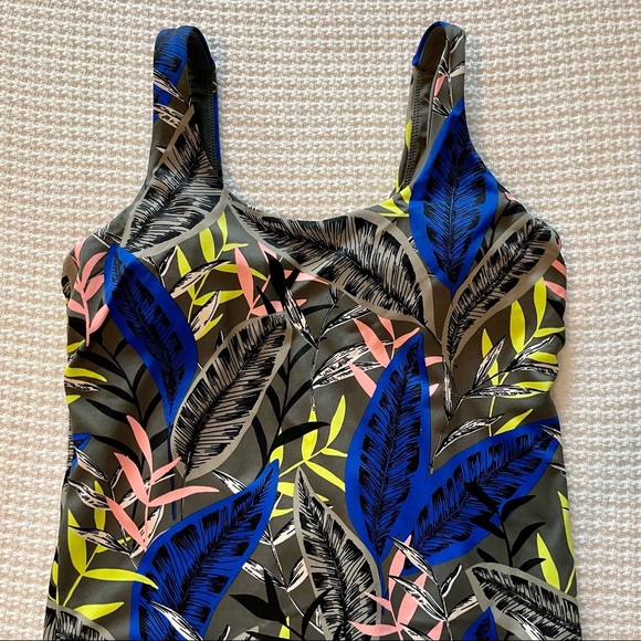 Athleta Tropical One Piece Swimsuit Size Large - Picture 8 of 12